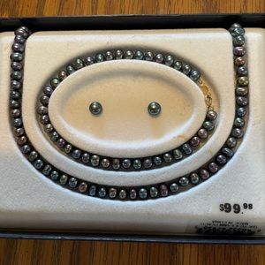 Genuine freshwater cultured pearls